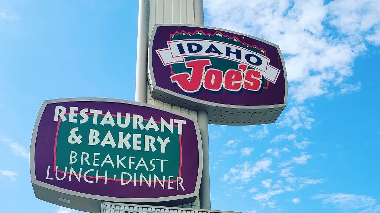 Idaho Joe's restaurant sign