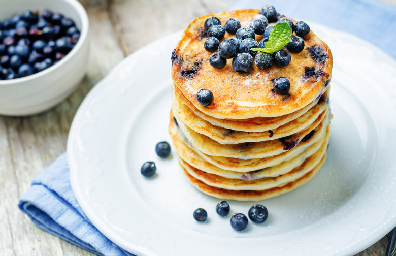 Maine: Blueberry Pancakes