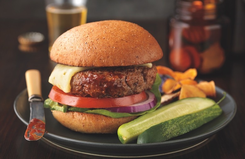 Zesty Barbecue Cheeseburgers