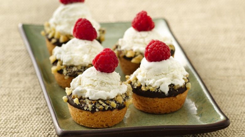 Mini Ice Cream Cookie Cups