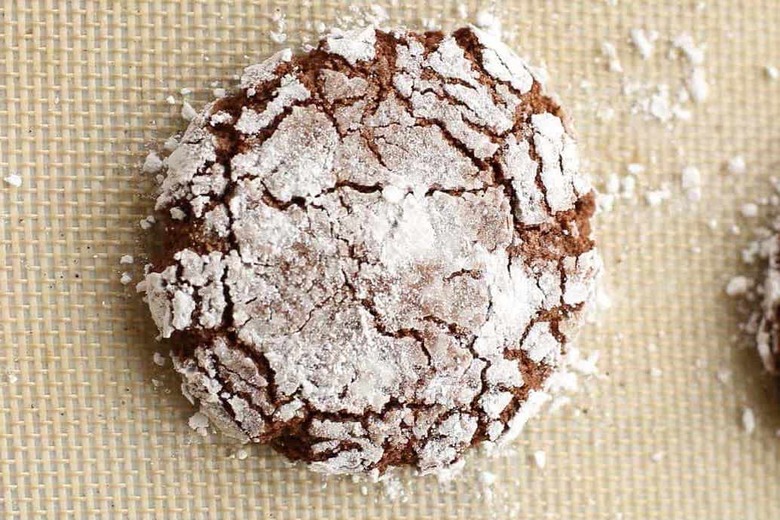 Gluten-Free Chocolate Crinkle Cookies