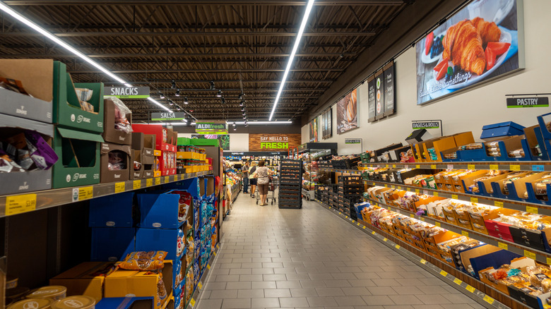 Packaged bakery aisle in Aldi store