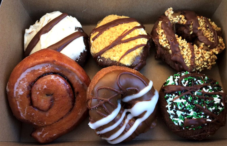 Michigan: Sweetwater's Donut Mill (Kalamazoo)