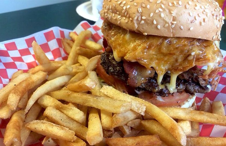 Best Burger: Tommy's Burger Stop (Anchorage)