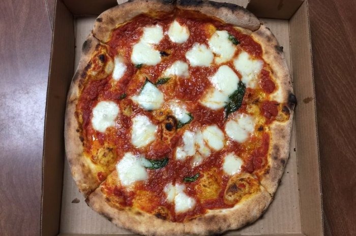 Best Pizza: The Wood Fired Pizza Shop (Newark)