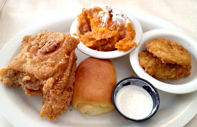 Best Fried Chicken: Mary Mac's Tea Room (Atlanta)