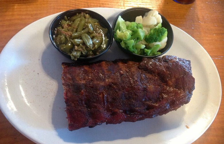 Best Ribs: 17th Street Barbecue (Marion and Murphysboro)