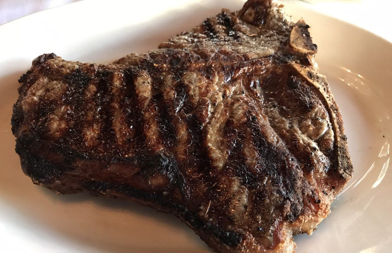 Best Steakhouse: Gibson's Bar & Steakhouse (Chicago)