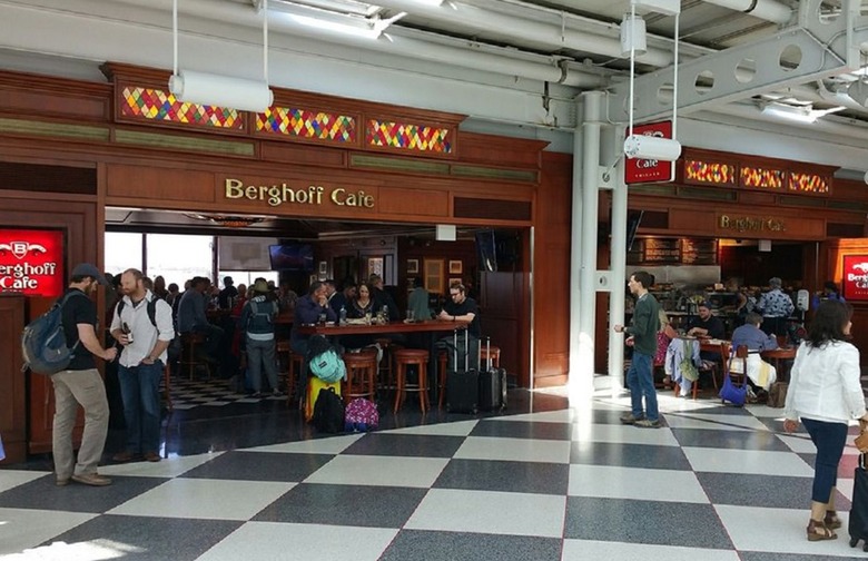 Best Airport Restaurant: Berghoff Café (Chicago O'Hare International Airport)