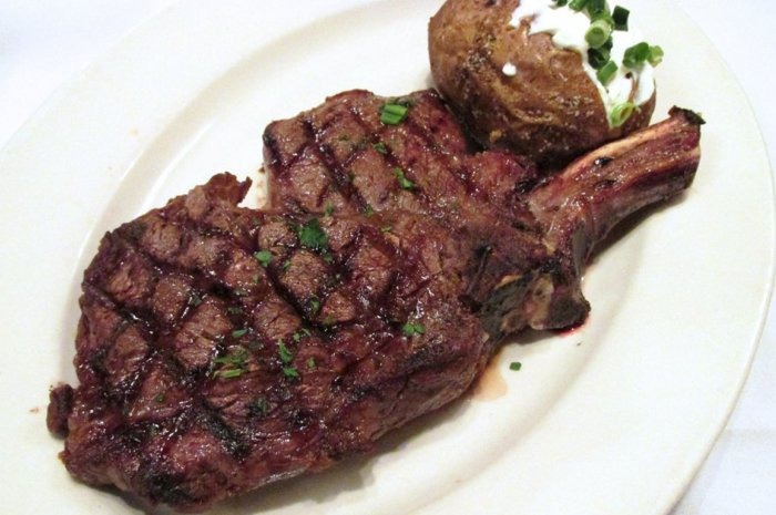 Best Steakhouse: Hereford House (Shawnee and Leawood)