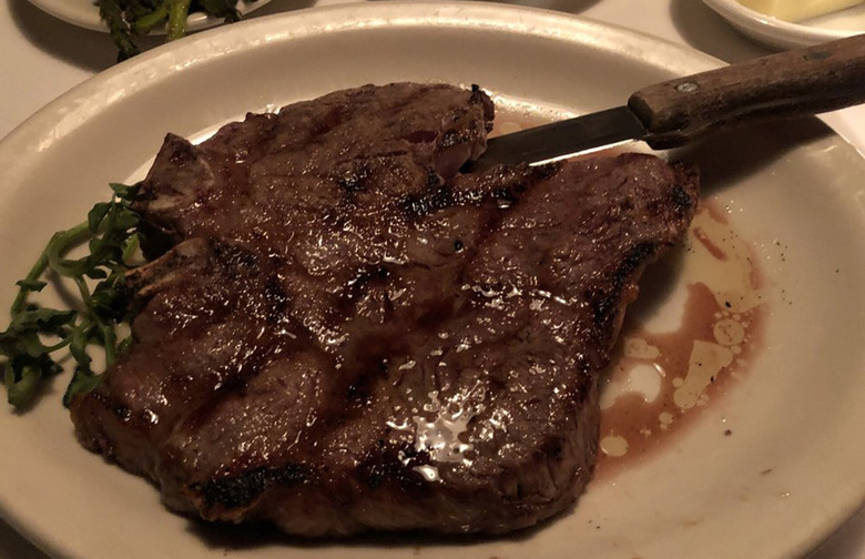 Best Steakhouse: Lewnes' Steakhouse (Annapolis)