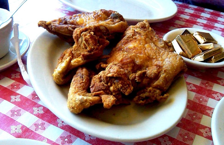 Best Fried Chicken: Stroud's (Kansas City) 