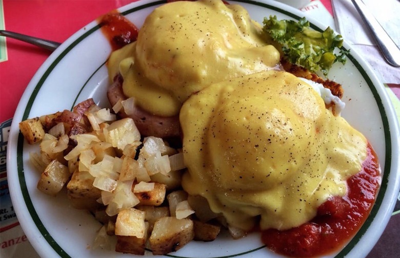 Best Hole-in-the-Wall Diner: Lindy's Diner (Keene)