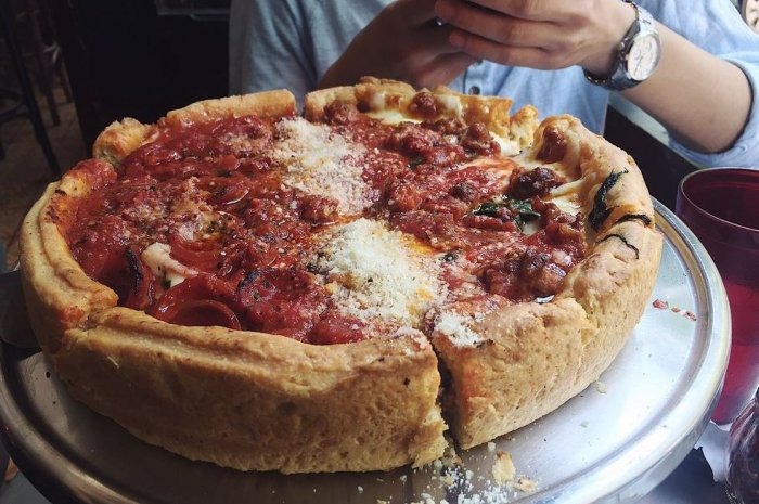 Deep Dish Pizza: Emmett's (New York City)