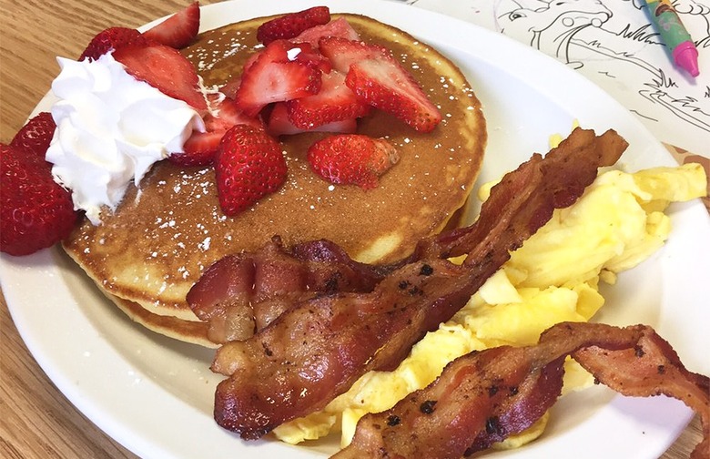 Best Pancakes: Kate's Pancake House (Carolina Beach) 