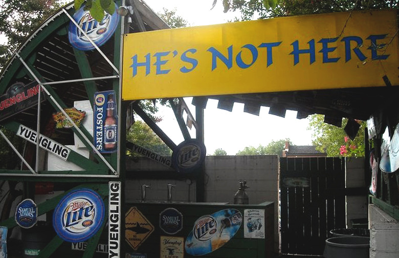 Best Bar: He's Not Here (Chapel Hill)