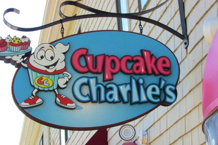 Best Cupcake: Cupcake Charlie's (Newport)