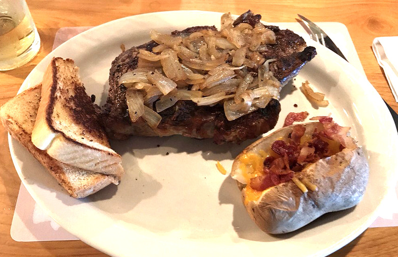 Best Steakhouse: Cattleman's Club (Pierre)