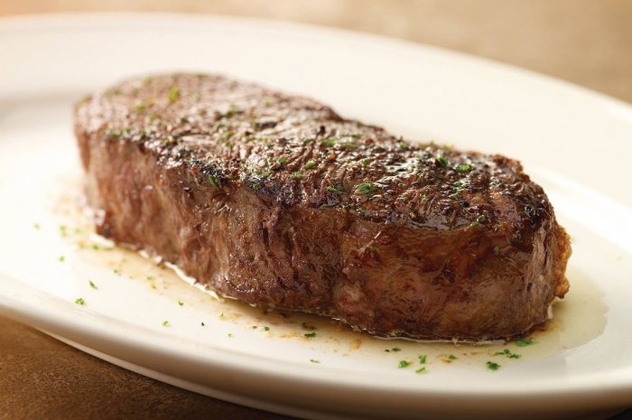 Best Steakhouse: Pappas Bros. Steakhouse (Dallas and Houston)