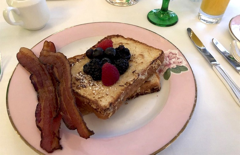 Best Hotel Restaurant: Main Dining Room, The Greenbrier (White Sulphur Springs) 