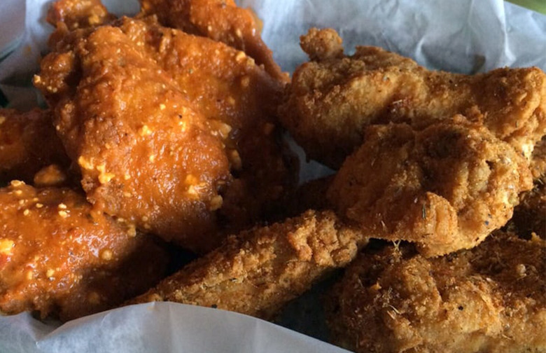 Best Fried Chicken: Tomken's Bar & Grill (Milwaukee)