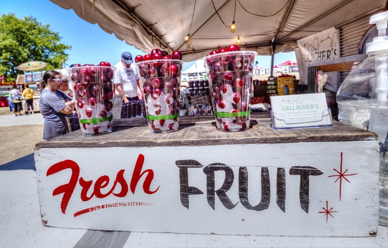 Michigan: National Cherry Festival (Traverse City)