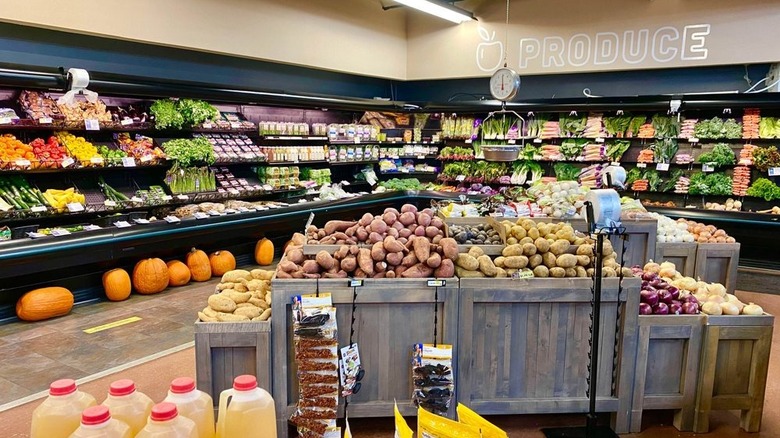 Good Foods Co-op produce section