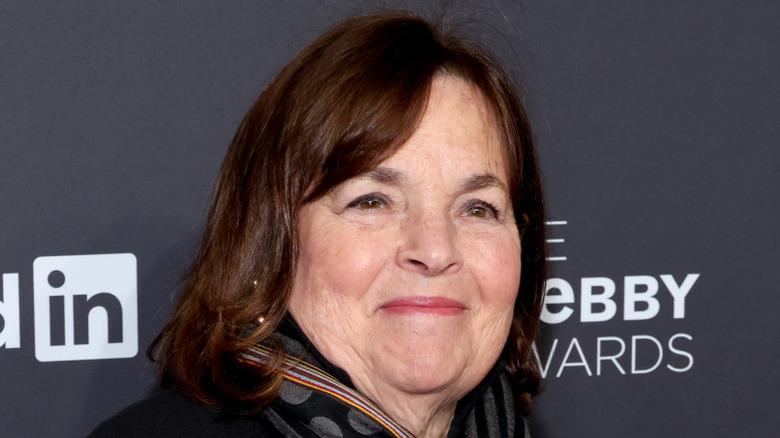 Ina Garten smiling for photos at awards event