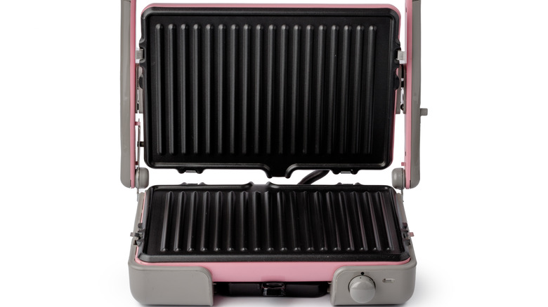 Black and pink panini press