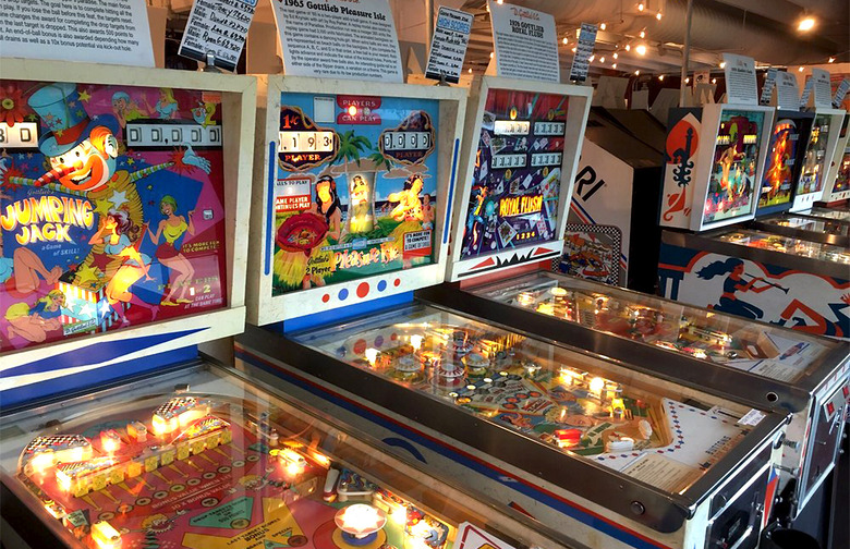 New Jersey: Silverball Pinball Museum