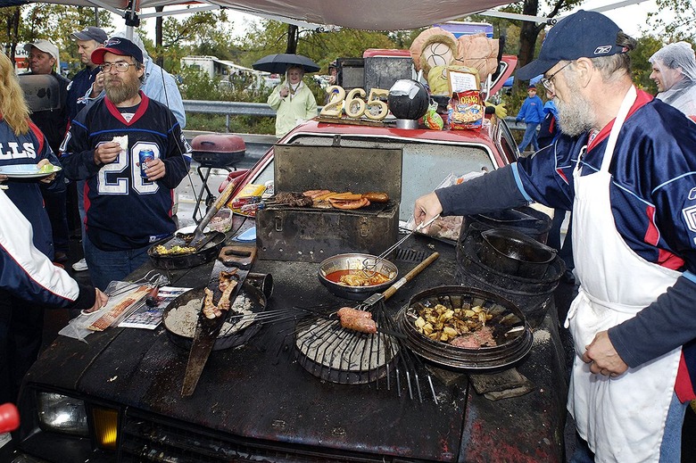 NFL's top 10 tailgating towns