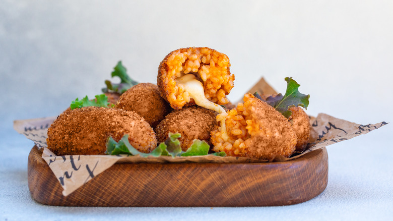 arancini balls with cheese