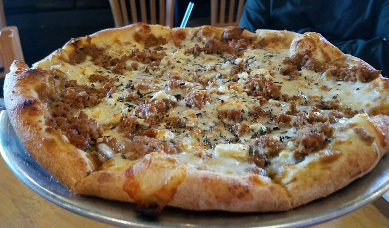 Arkansas: Wood Stone Craft Pizza & Bar (Fayetteville)