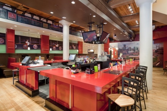 Cardinals: Ozzie's Restaurant and Sports Bar