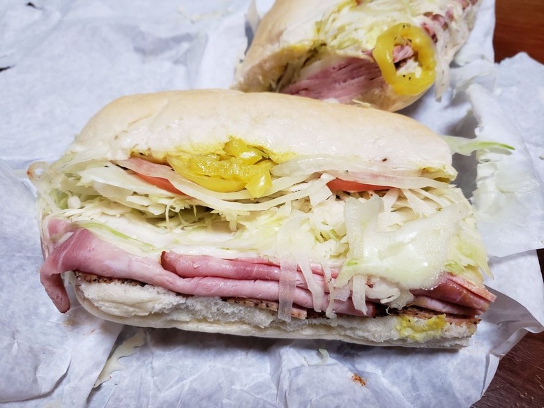 Vermont: Hot Italian Meats, Gill's Delicatessen (Rutland) 