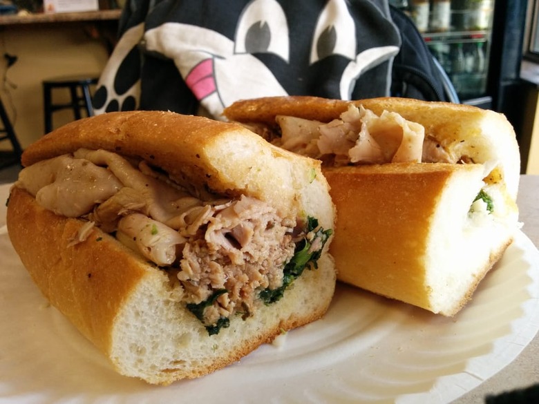 Delaware: Italian Roast Pork Supremo, Ioannoni's Specialty Sandwiches (New Castle) 