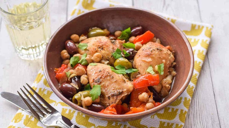 Chicken With Olives and Peppers