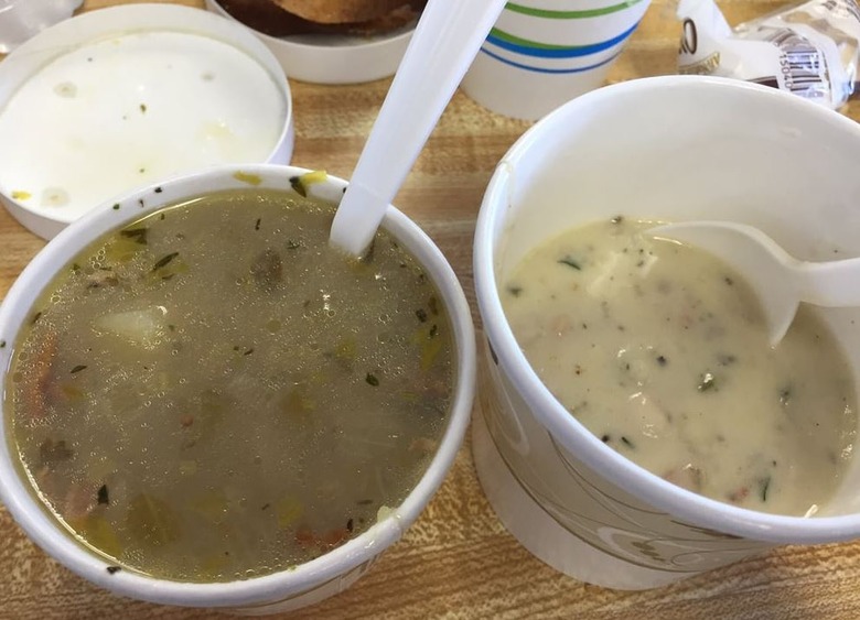 Connecticut: Clam Chowder, The Clam Castle (Madison)