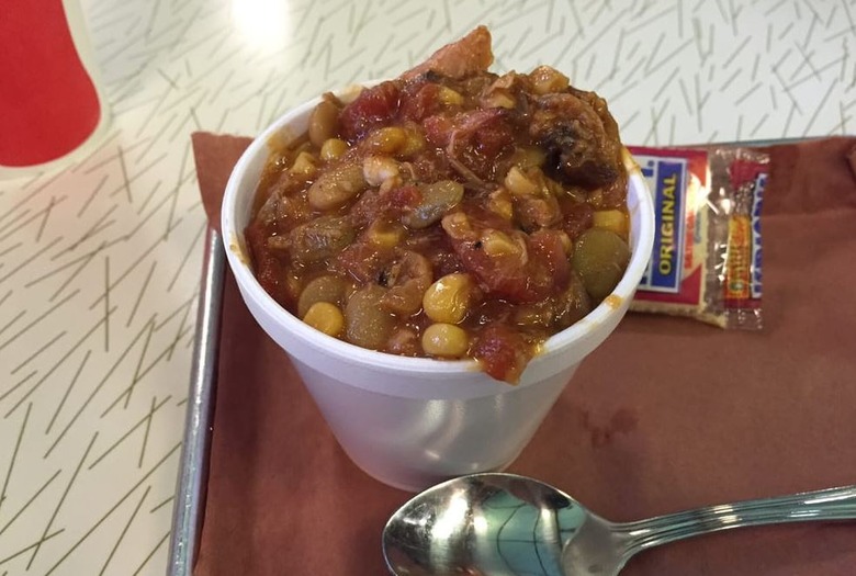 Georgia: Brunswick Stew, Sandfly Barbecue (Savannah)