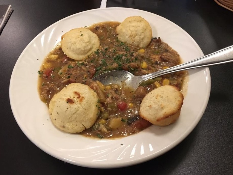 Kentucky: Burgoo, Stella's Kentucky Deli (Lexington)