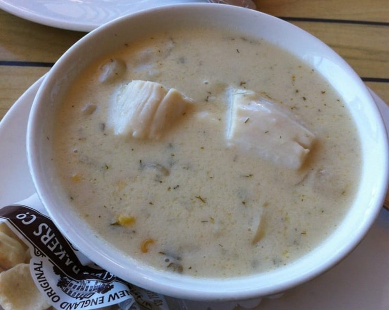 Rhode Island: Scallop Chowder, The Mooring (Newport)