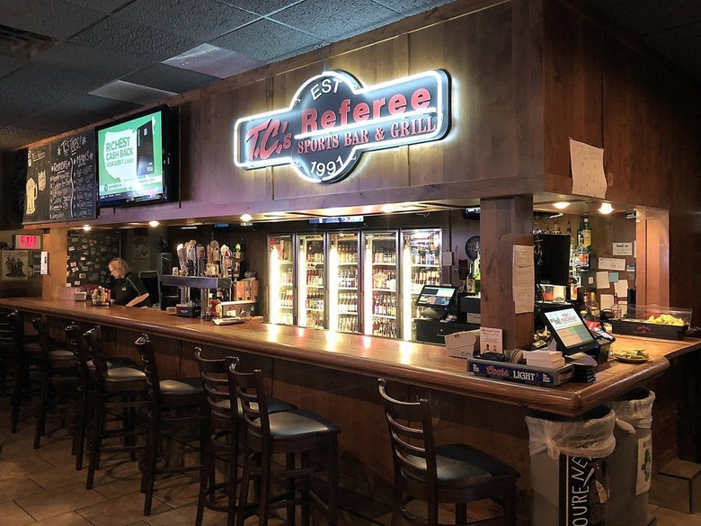 TC's Referee Sports Bar & Grill (Sioux Falls, South Dakota)