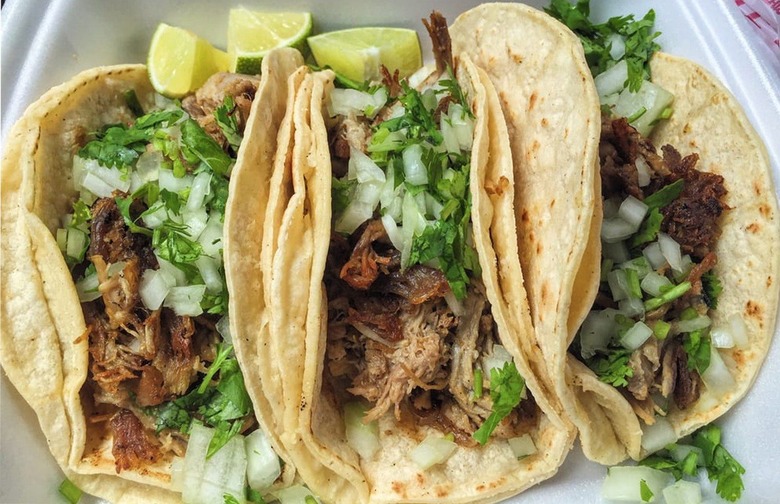 Connecticut: Carnitas, El Chilito (Riverside)