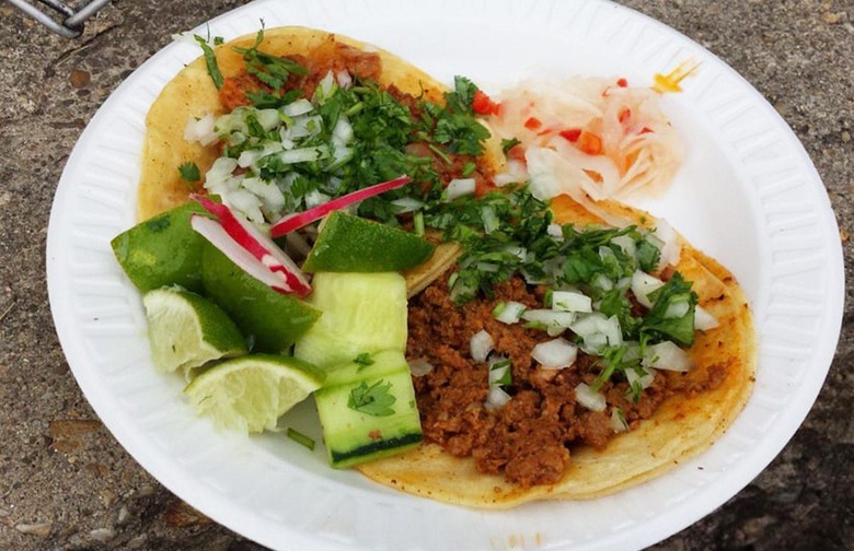 Virginia: Chorizo, Tacos El Chilango (Arlington)