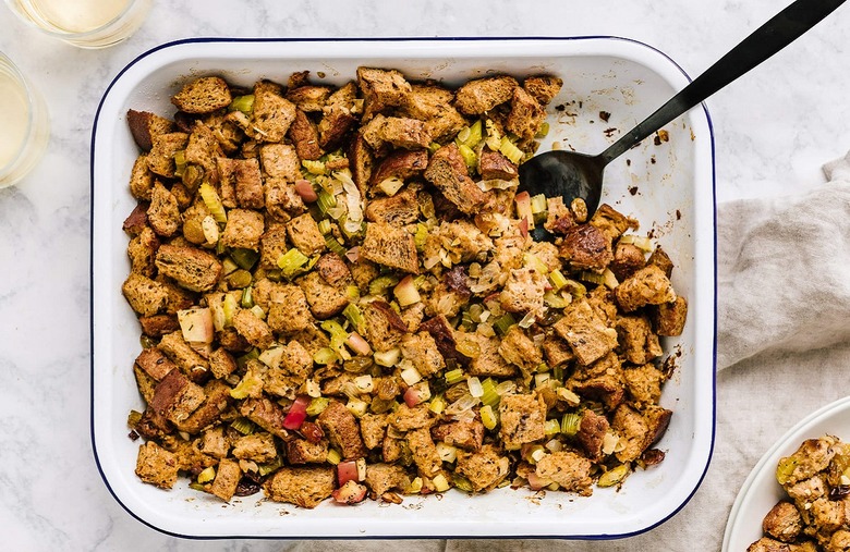 Vegetarian Apple Cranberry Stuffing 