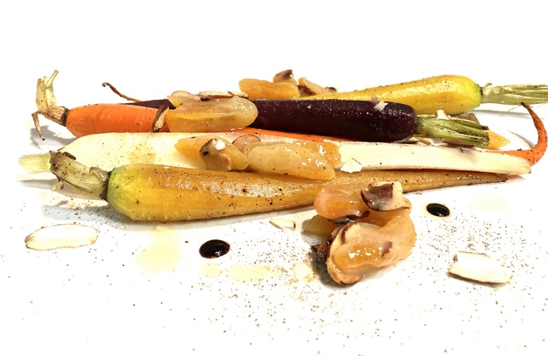 Roasted Rainbow Carrots 