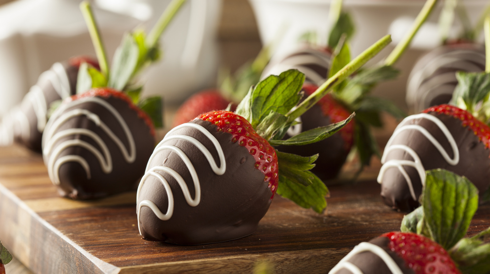 The Best Type Of Chocolate For Dipping Strawberries