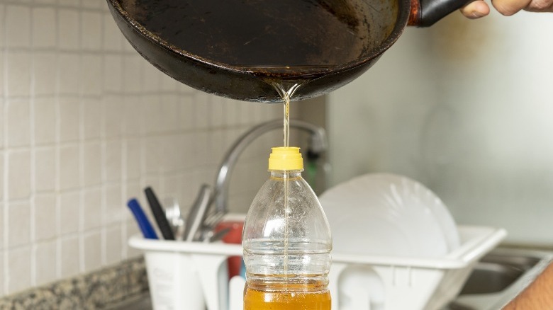 The Best Ways To Use Leftover Frying Oil   How To Make Your Frying Oil Last Longer 1669891011 