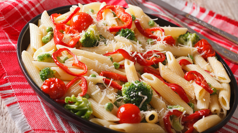 pasta primavera with tomatoes