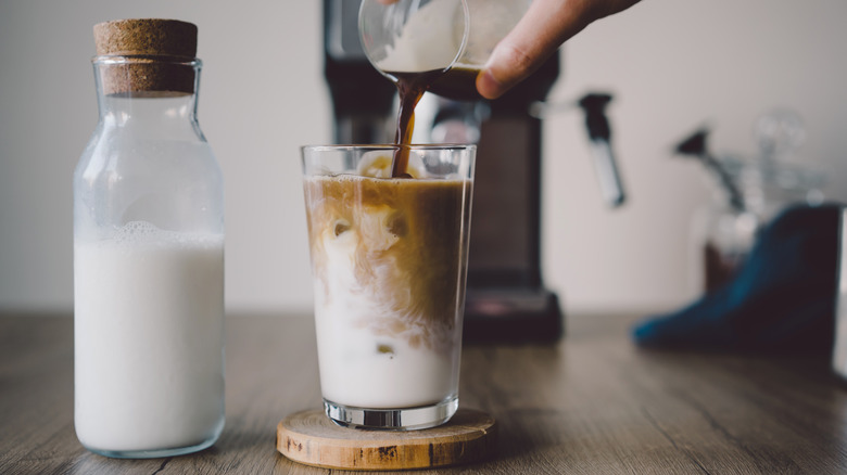 making an iced latte